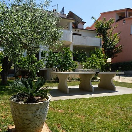 Apartment Silvia By Interhome Pola Esterno foto