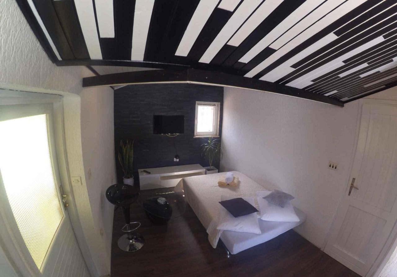 Apartment Silvia By Interhome Pola Esterno foto