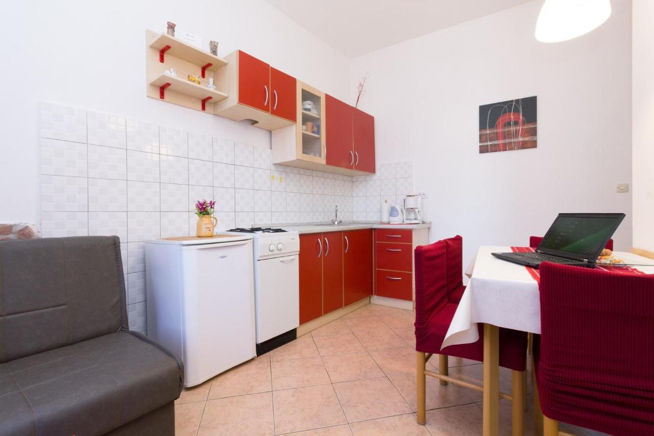 Apartment Silvia By Interhome Pola Esterno foto