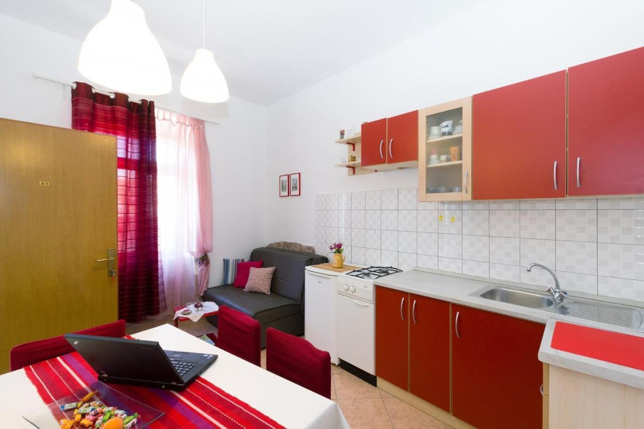Apartment Silvia By Interhome Pola Esterno foto