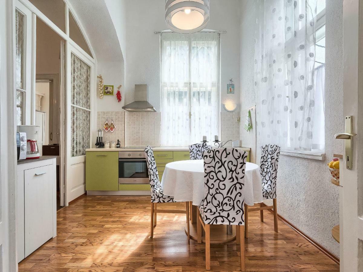 Apartment Silvia By Interhome Pola Esterno foto